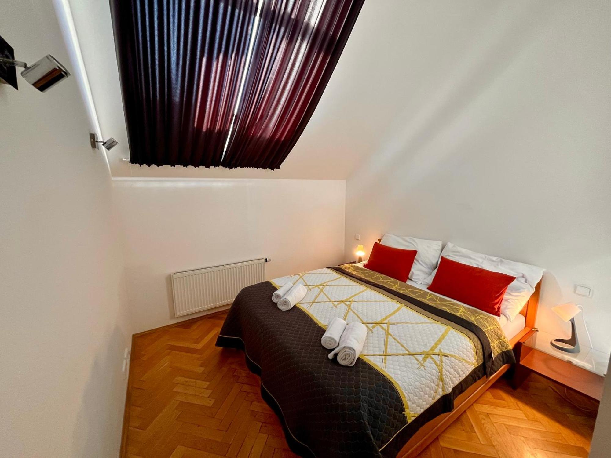 Riverbridge Apartments Prague Extérieur photo