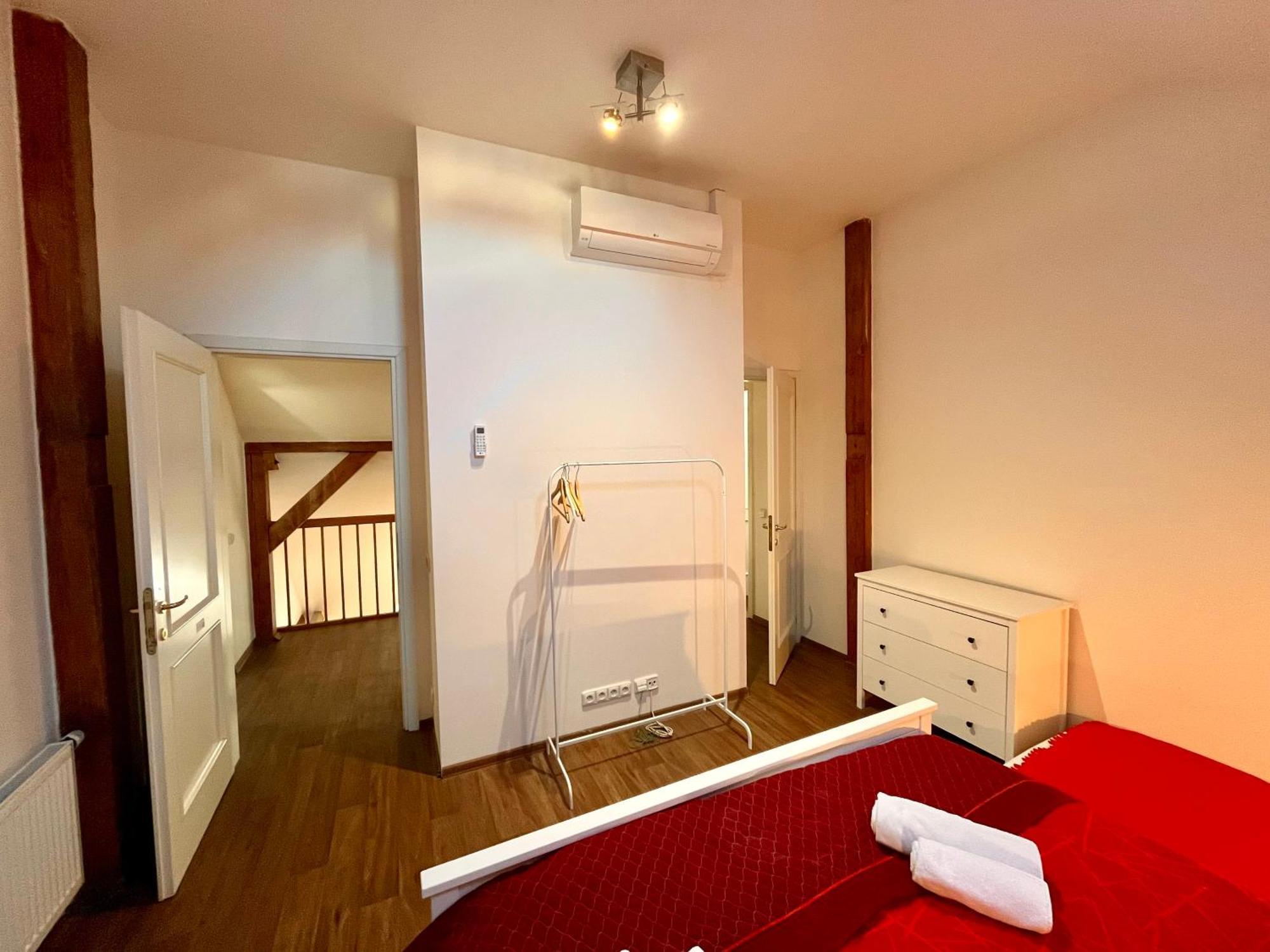 Riverbridge Apartments Prague Extérieur photo